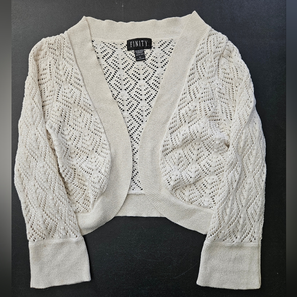 NWOT - Finity Crocheted White Shawl Sweater Wrap with gold threading